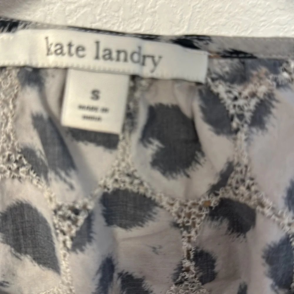 KATE Landry Dress Medium Leopard Print w pockets and size slit. Oversized - Picture 9 of 13